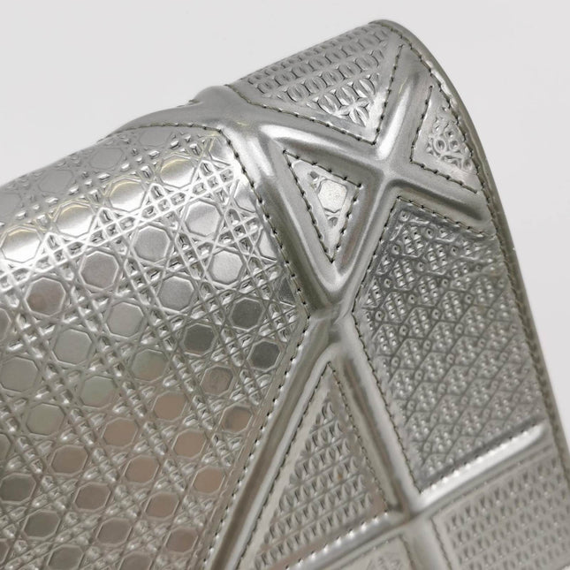 Dior Diorama Wallet on Chain Micro-cannage Silver Metallic Patent Leather Crossbody Bag