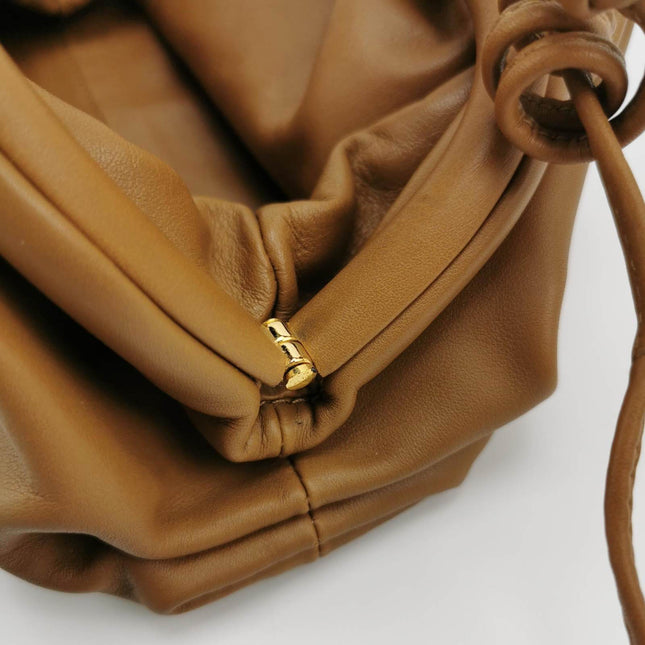 Bottega Veneta Pouch Mini Brown Leather