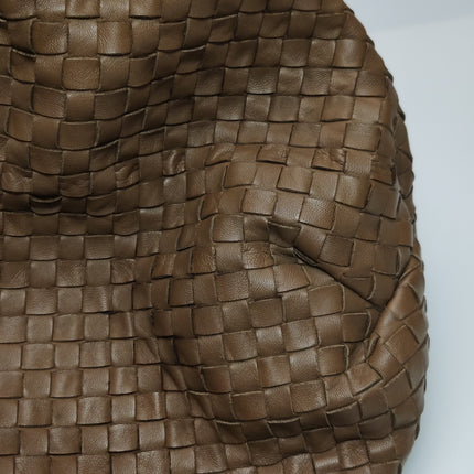 Bottega Veneta Belly Hobo Intrecciato Leather Milk Chocolate Brown Large 45