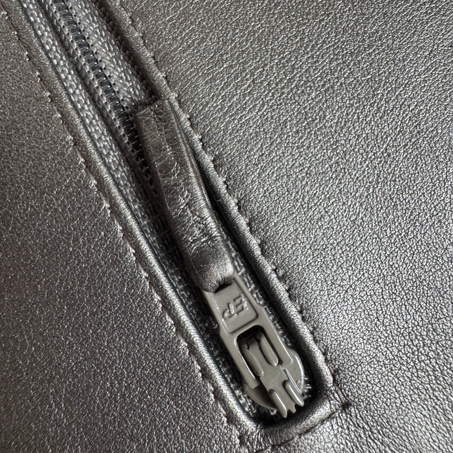 Chanel Classic Flap Maxi Metallic Lambskin Leather Double Flap Sliver Hardware 2013-14