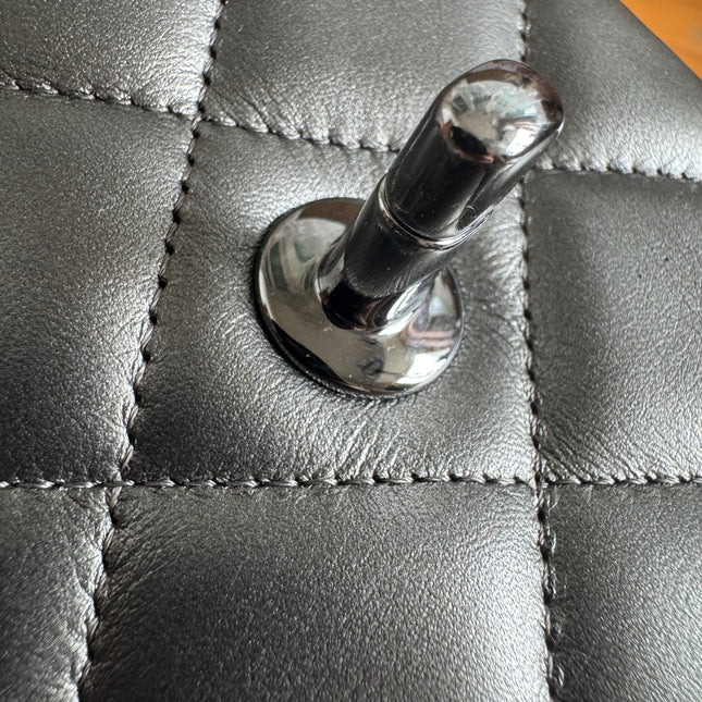 Chanel Classic Flap Maxi Metallic Lambskin Leather Double Flap Sliver Hardware 2013-14