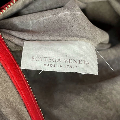 Bottega Veneta Intrecciato Hobo Bag in Red leather Large