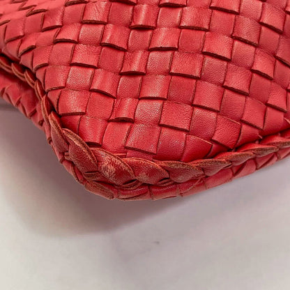 Bottega Veneta Intrecciato Hobo Bag in Red leather Large