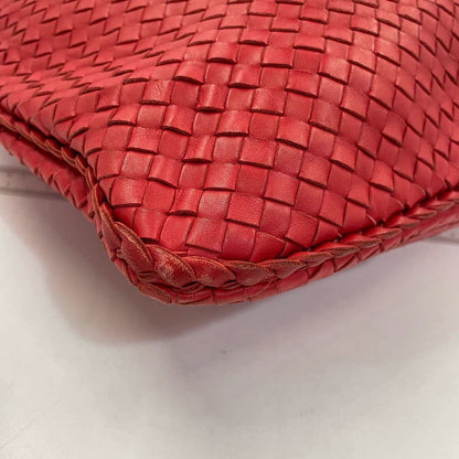 Bottega Veneta Intrecciato Hobo Bag in Red leather Large