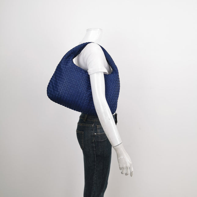 Sold Bottega Veneta Veneta Hobo Medium Navy Intrecciato Leather Bag