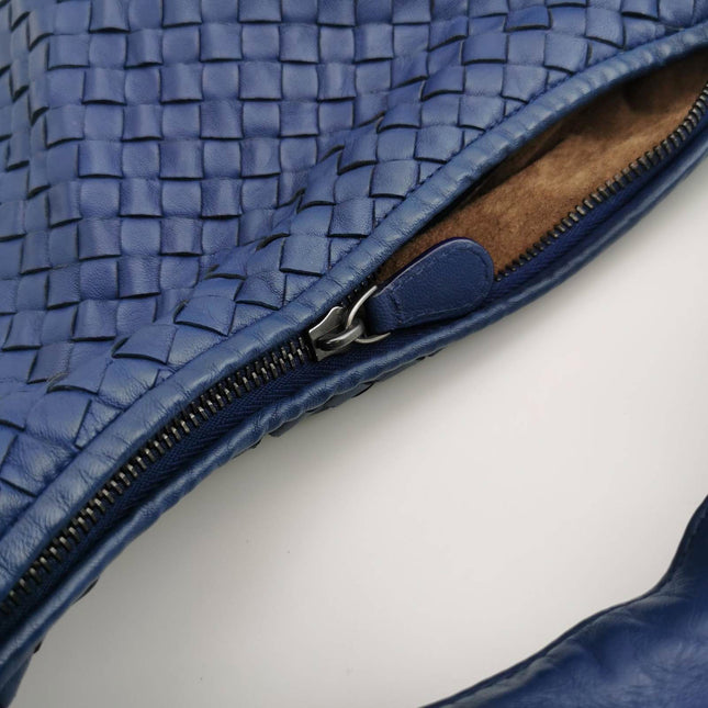 Sold Bottega Veneta Veneta Hobo Medium Navy Intrecciato Leather Bag