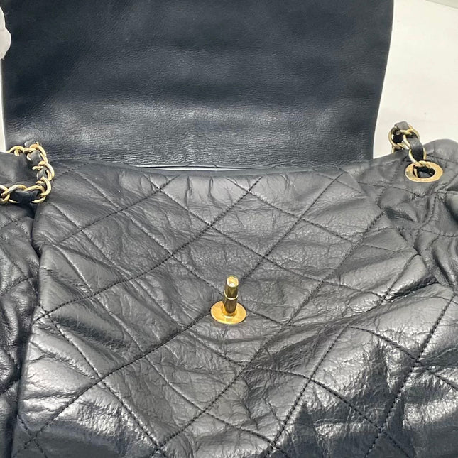 Chanel Chic Quilt Flap Large Black Leather Gold Hardware Shoulder Bag