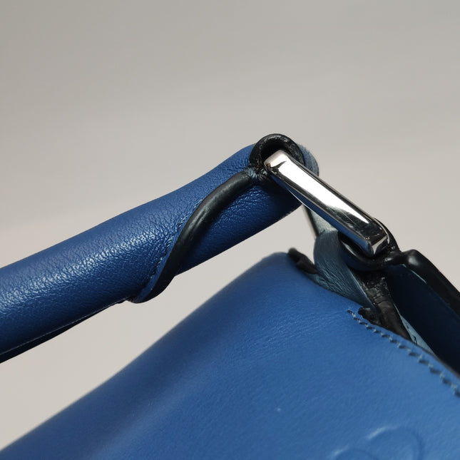 Loewe Puzzle Medium Tricolor Navy Leather bag