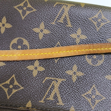 Louis Vuitton Pochette Accessoire Brown Monogram Microchip
