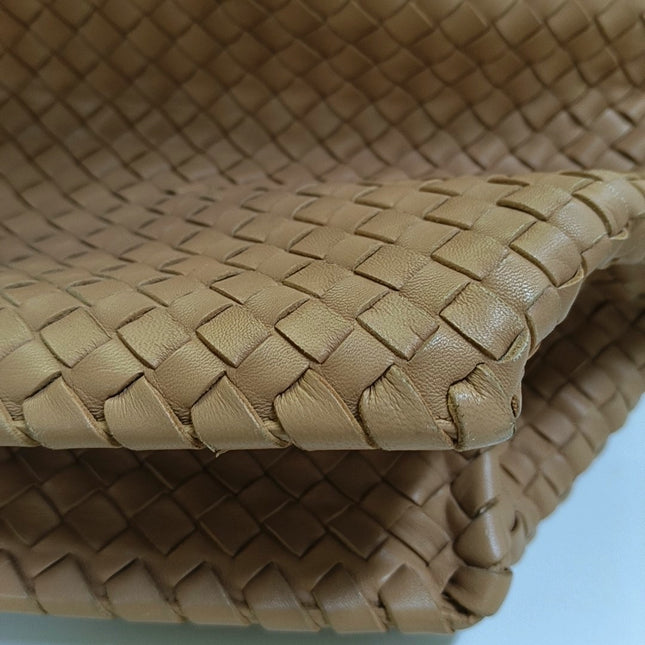 Bottega Veneta Travel Luggage Tote Beige Intrecciato Leather Top Handle Zip Closure