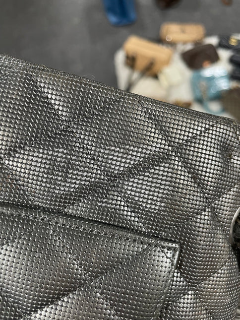 Chanel Classic Flap Medium 2016 Metallic Grey Pixel Effect Calfskin Leather Silver Hardware