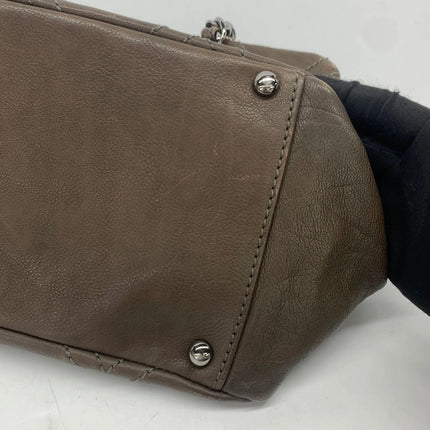 Chanel Brown Diamond Stitch Tote Calfskin Leather Zipper Bowler 2005-2006