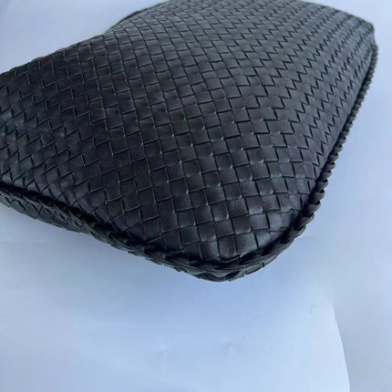 Bottega Veneta Veneta Intrecciato Hobo Bag Medium Black Leather 47cm