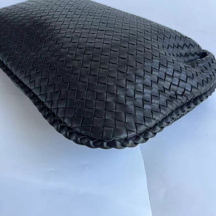 Bottega Veneta Veneta Intrecciato Hobo Bag Medium Black Leather 47cm