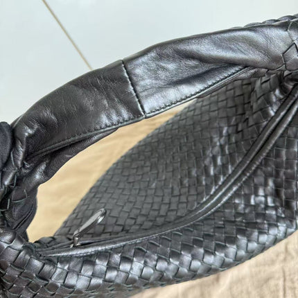 Bottega Veneta Veneta Intrecciato Hobo Bag Medium Black Leather 47cm