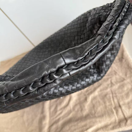 Bottega Veneta Veneta Intrecciato Hobo Bag Medium Black Leather 47cm