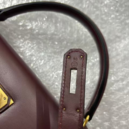 Hermès Kelly 32 Sellier Burgundy Box Leather Gold HW 1978