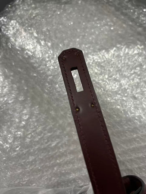Hermès Kelly 32 Sellier Burgundy Box Leather Gold HW 1978