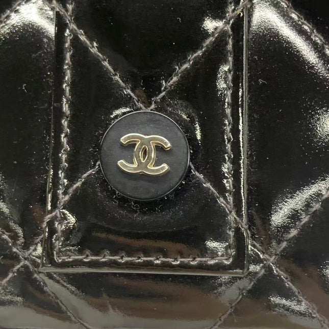 Chanel Vanity Case Vintage Black Patent Leather Silver Clasp Hardware