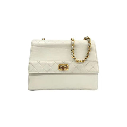 Chanel 1989-1991 White Lambskin Trapezium Shape Flap Bag-Luxbags