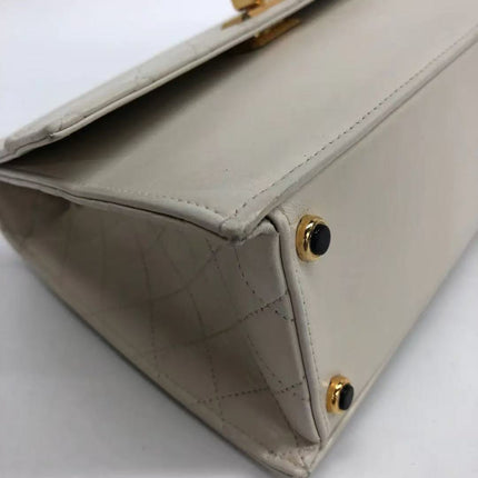 Chanel 1989-1991 White Lambskin Trapezium Shape Flap Bag