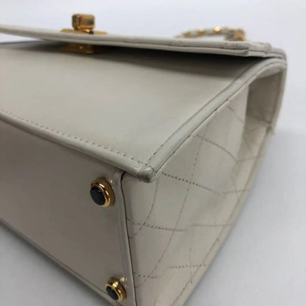 Chanel 1989-1991 White Lambskin Trapezium Shape Flap Bag