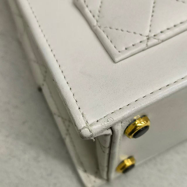 Chanel 1989-1991 White Lambskin Trapezium Shape Flap Bag