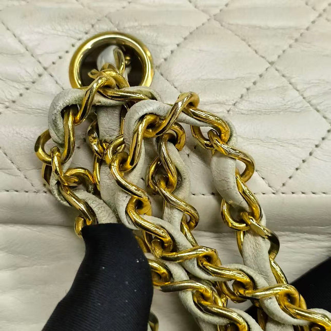 Chanel 1989-1991 White Lambskin Trapezium Shape Flap Bag