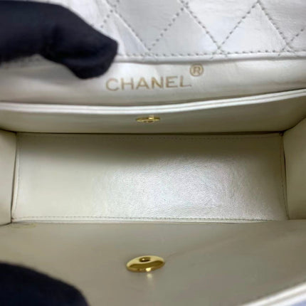 Chanel 1989-1991 White Lambskin Trapezium Shape Flap Bag