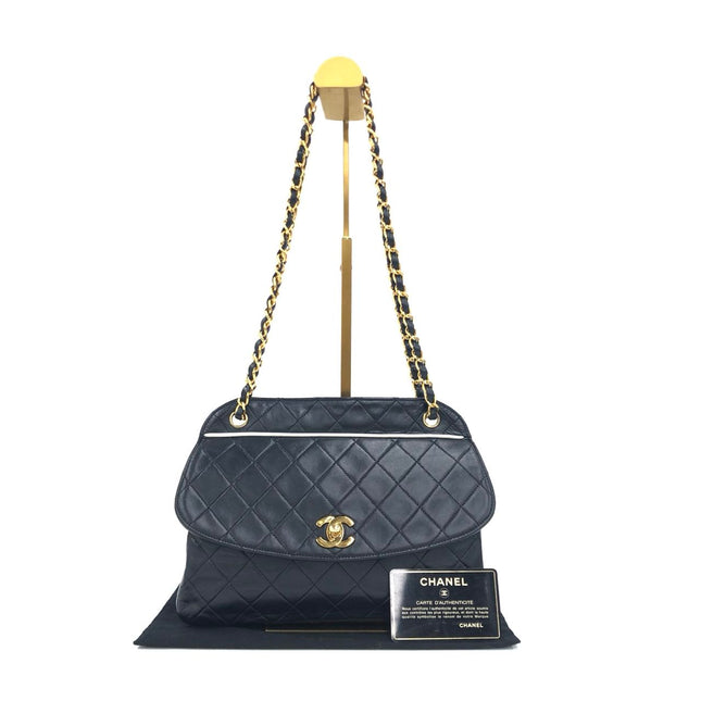 Chanel 1989-1991 Navy Lambskin Quilted Flap Bag 24k Gold Hardware