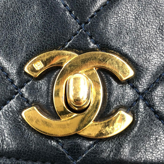 Chanel 1989-1991 Navy Lambskin Quilted Flap Bag 24k Gold Hardware