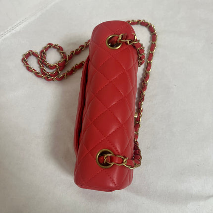 Chanel Classic Flap Mini 2019 Red Lambskin Leather Gold Hardware