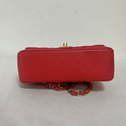Chanel Classic Flap Mini 2019 Red Lambskin Leather Gold Hardware