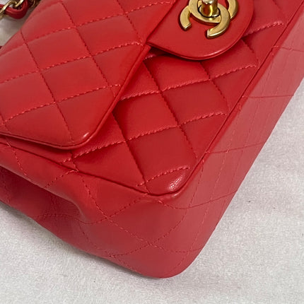 Chanel Classic Flap Mini 2019 Red Lambskin Leather Gold Hardware