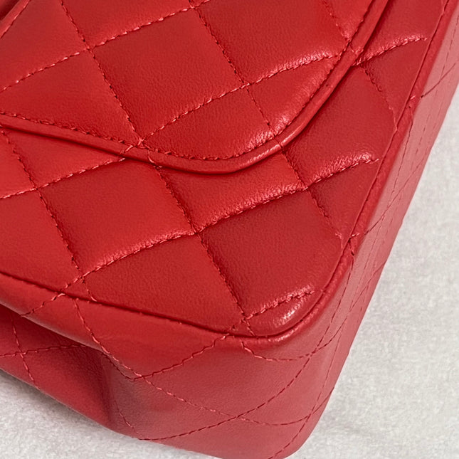 Chanel Classic Flap Mini 2019 Red Lambskin Leather Gold Hardware