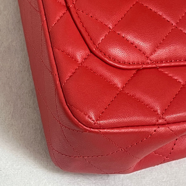 Chanel Classic Flap Mini 2019 Red Lambskin Leather Gold Hardware
