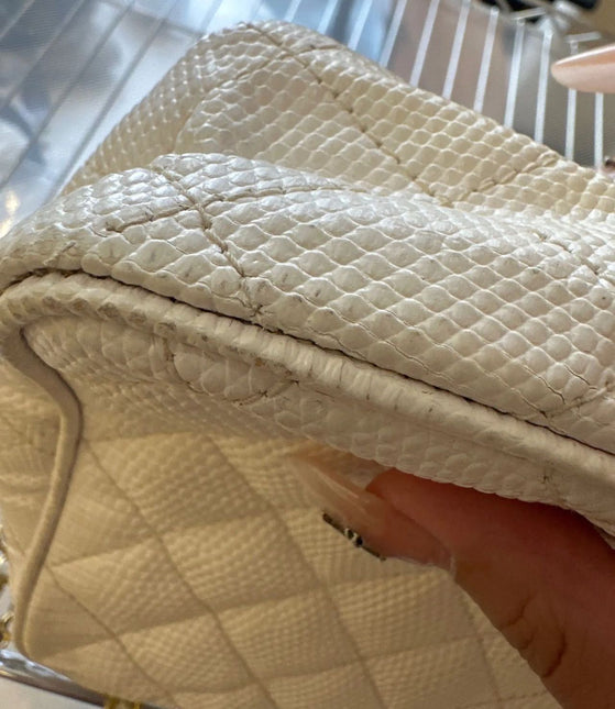 Chanel Vintage Camera Bag White Lizard-skin Leather 1986-1988