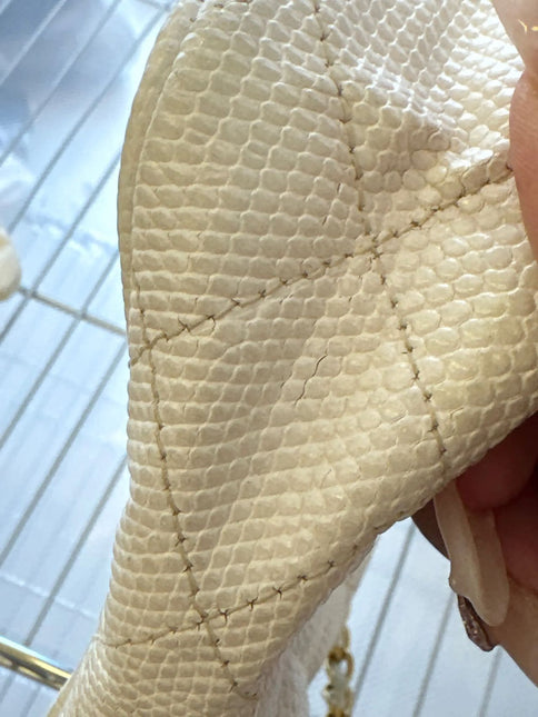 Chanel Vintage Camera Bag White Lizard-skin Leather 1986-1988