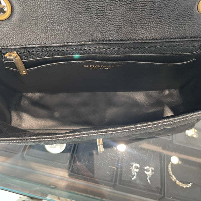 Chanel Paris Limited Medium Black Caviar Leather Gold Hardware 2015-16