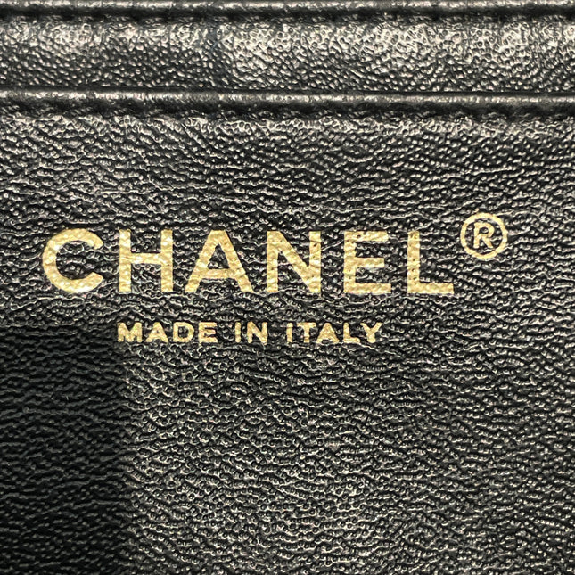 Chanel Paris Limited Medium Black Caviar Leather Gold Hardware 2015-16