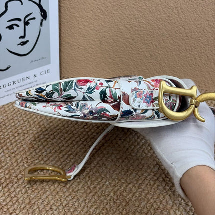 Sac à main Dior Saddle Medium en cuir grainé blanc 2021