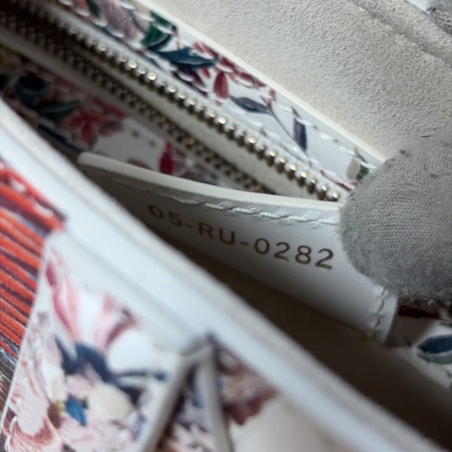 Dior Saddle Medium Multicolor Bird Embroidery With Strap