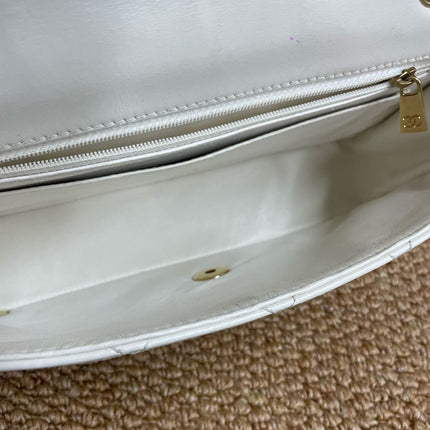 Chanel Classic Flap Vintage aus schwarzem Lammleder mit 24-Karat-Gold-Hardware