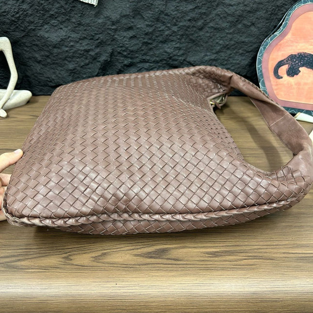 Bottega Veneta Veneta Hobo Maxi Dark Brown Lambskin Leather 52cm