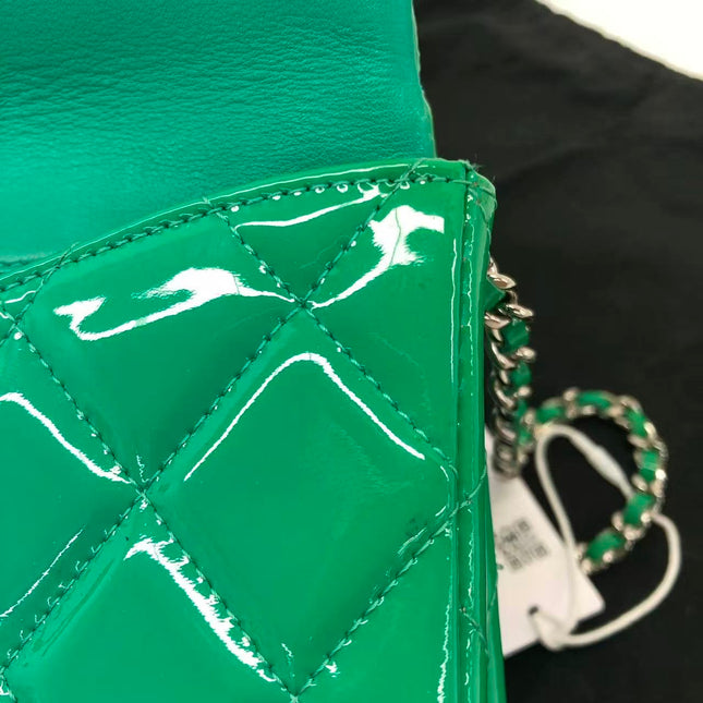 Chanel Envelope Clutch with Chains 2011 Shoulder Bag Green Patent Leather