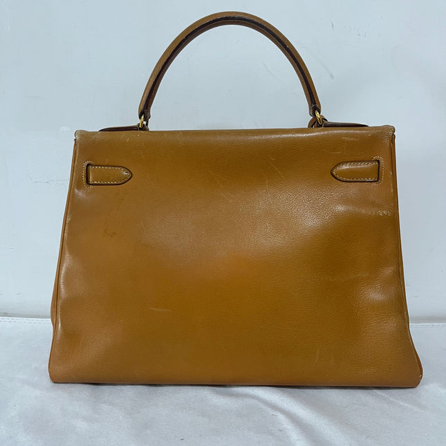 Hermes Kelly 32 Retourne 1976 Gold Box Leather Gold Hardware