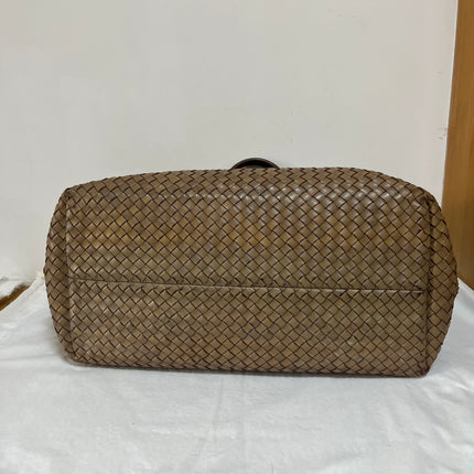 Bottega Veneta Cabat Tote Intreccio Leather Milk Chocolate Brown 45cm