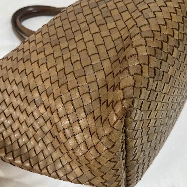 Bottega Veneta Cabat Tote Intreccio Leather Milk Chocolate Brown 45cm