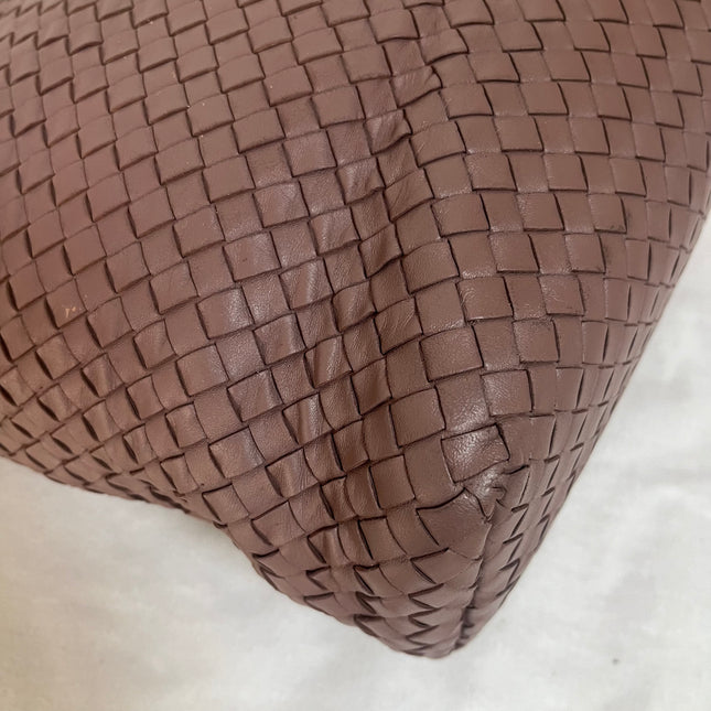 Bottega Veneta Garda Dusty Pink Intrecciato Nappa Leather Large 33cm