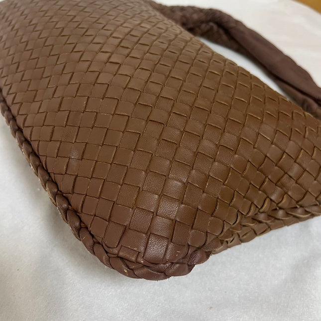 Bottega Veneta Intrecciato Hobo Bag Medium Brown Lambskin leather 40cm